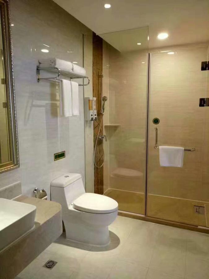 Vienna Hotel Zhongshan Guzhen Town Center エクステリア 写真