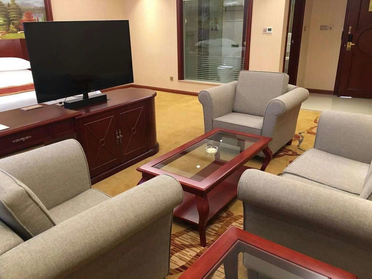 Vienna Hotel Zhongshan Guzhen Town Center エクステリア 写真